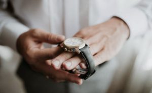 watch wearing